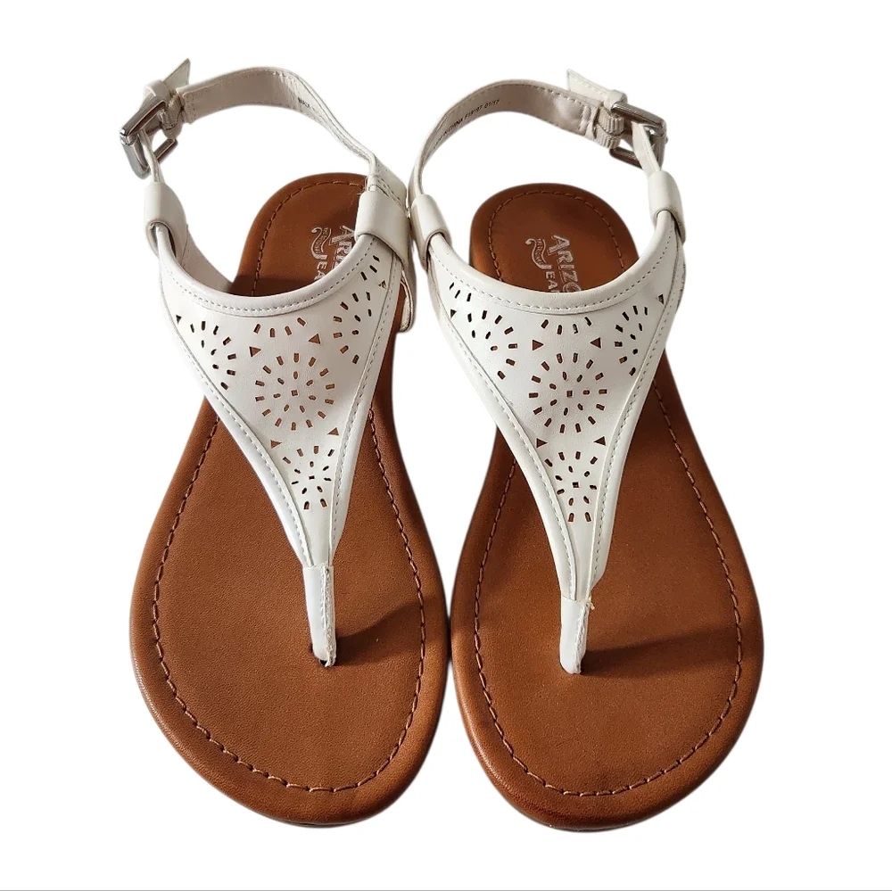 Arizona White Sandals Girls Kids Size 5 EXCELLENT CONDITION